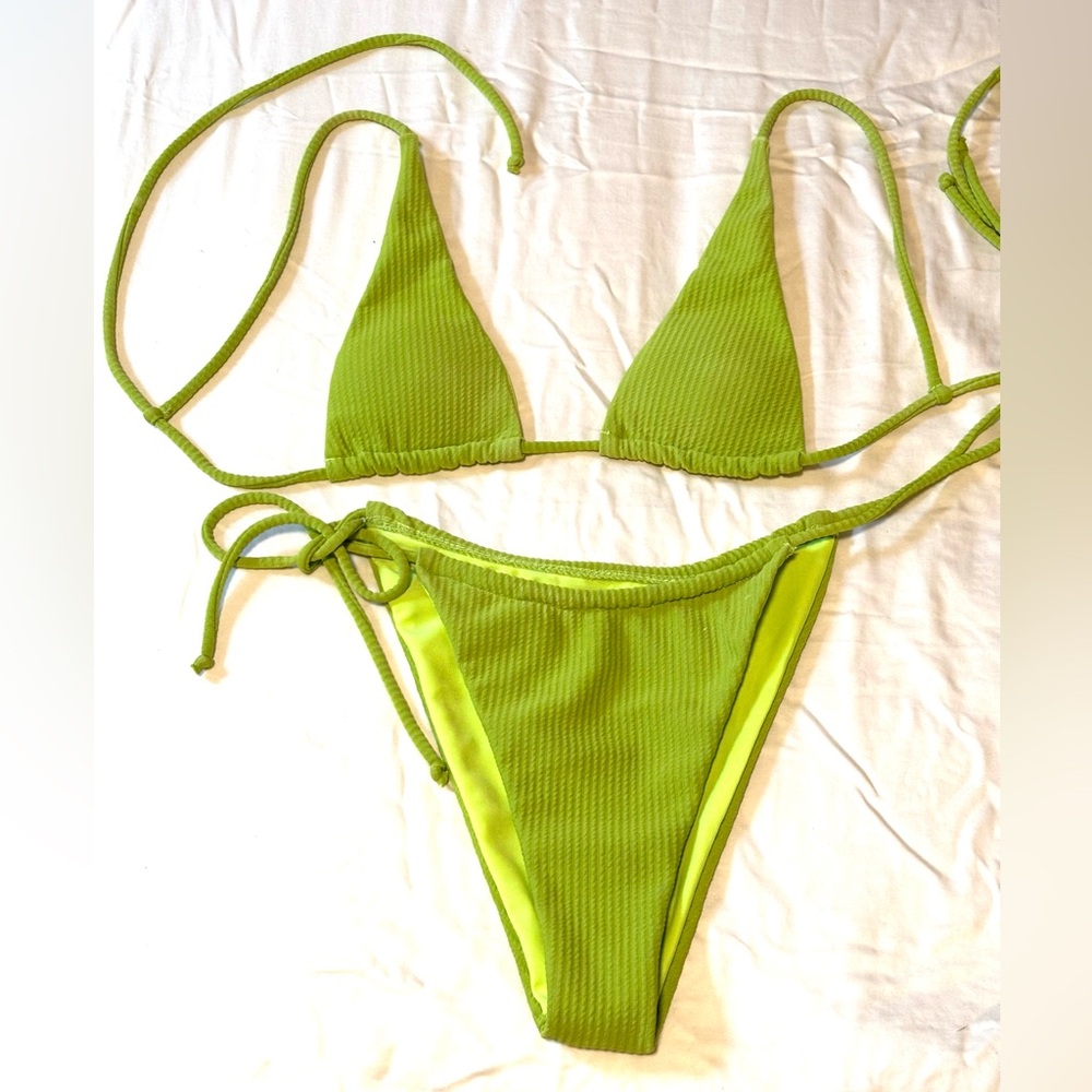 Quatre Swim Bikini Set